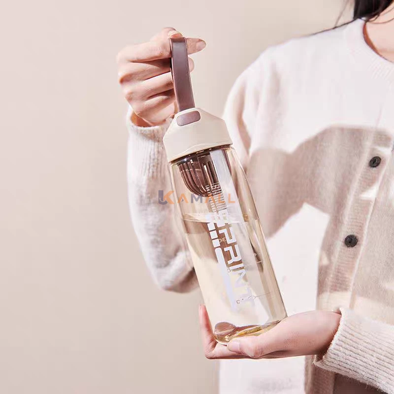 Gourde 650ml avec filtre en plastique alimentaire