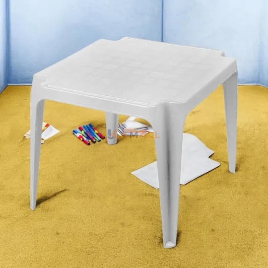 Table en Plastique – 44 x 42 cm