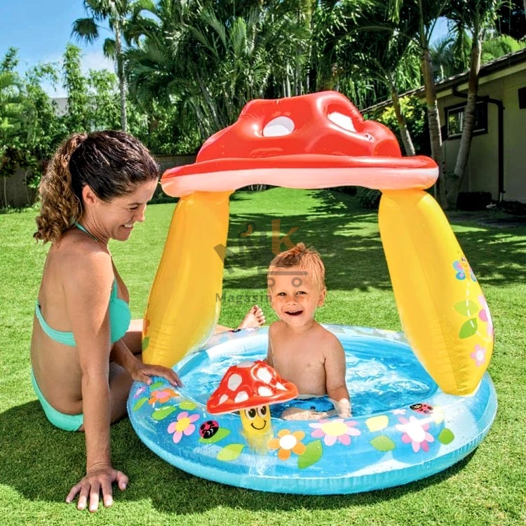 Piscine gonflable en forme de champignon