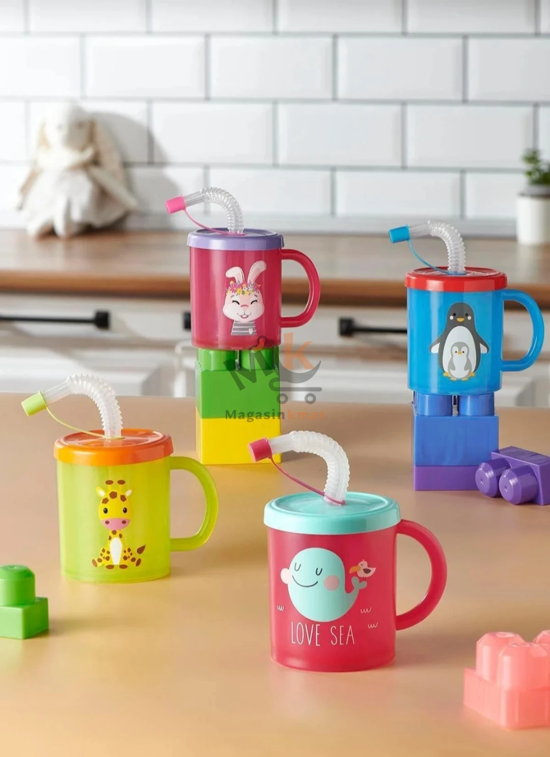 Mug en plastique 470 ml avec paille